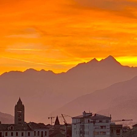 Attico Bellavista Appartement Aosta Buitenkant foto